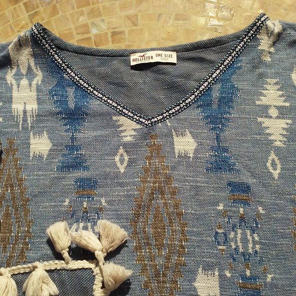 Hollister Knit Aztec Tribal Poncho Top One Size V-Neck Boho Tassle Fringe Trim - Picture 8 of 12